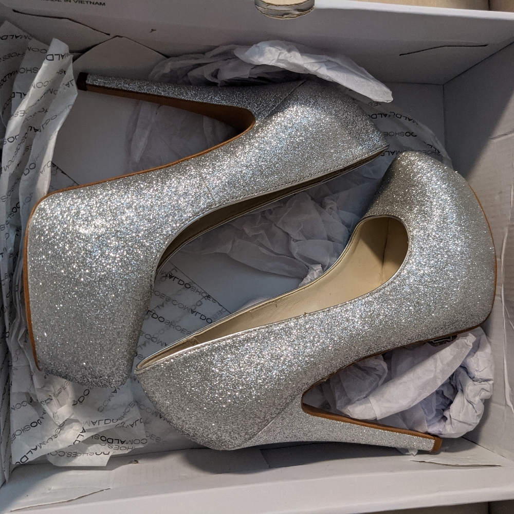 Aldo heels size 6